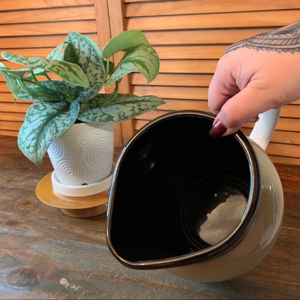 Sango pitcher - Picture 4 of 4